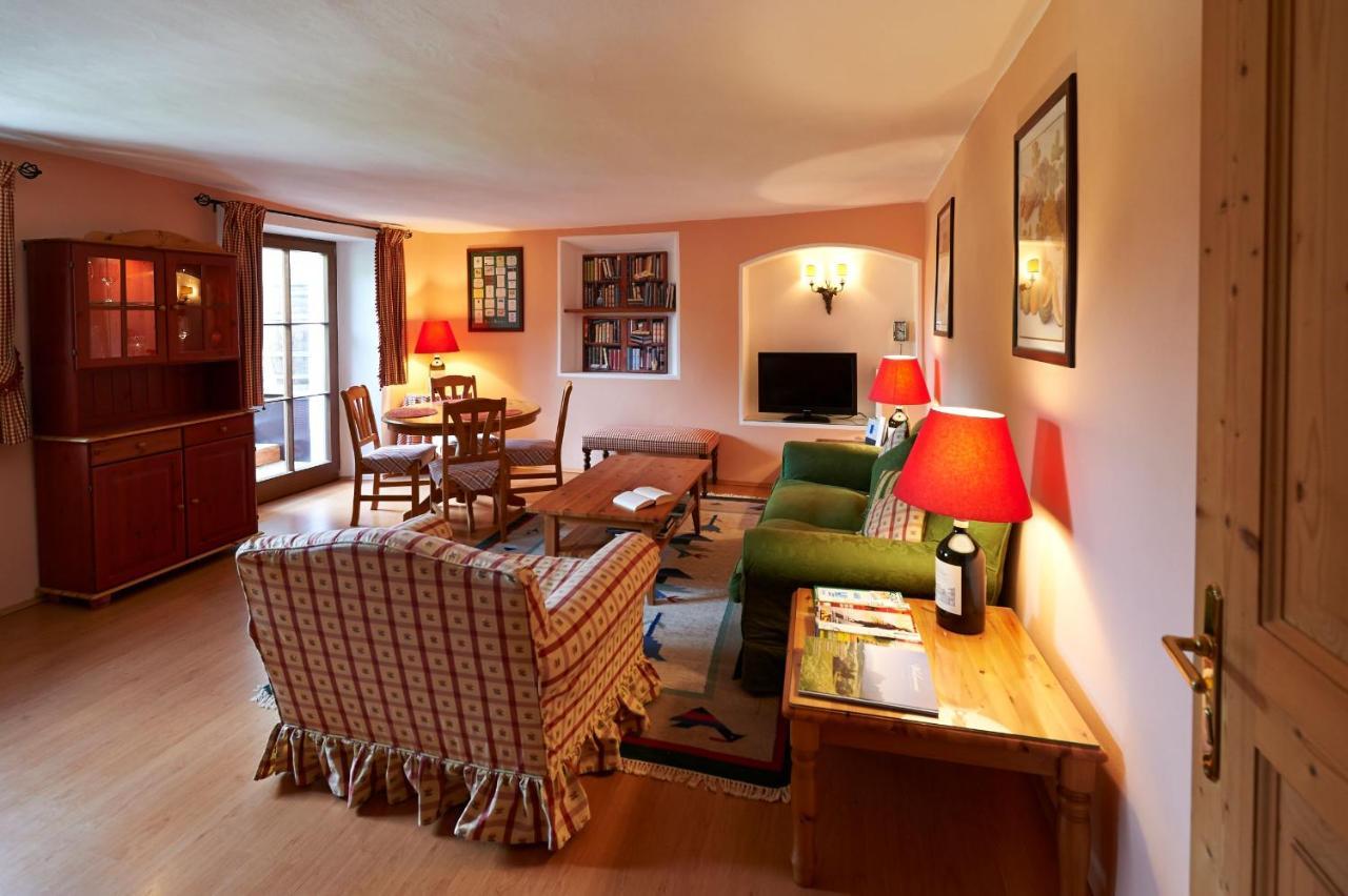 Ferienapartments Gutshof Brandis ラナ エクステリア 写真